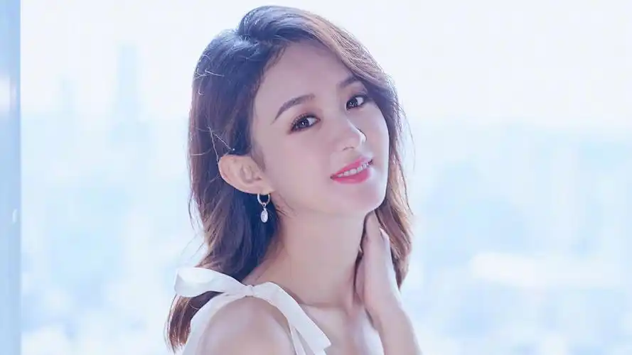 30m上传时间:2020-06-16壁纸标签:赵丽颖明星风尚壁纸封面图赵丽颖