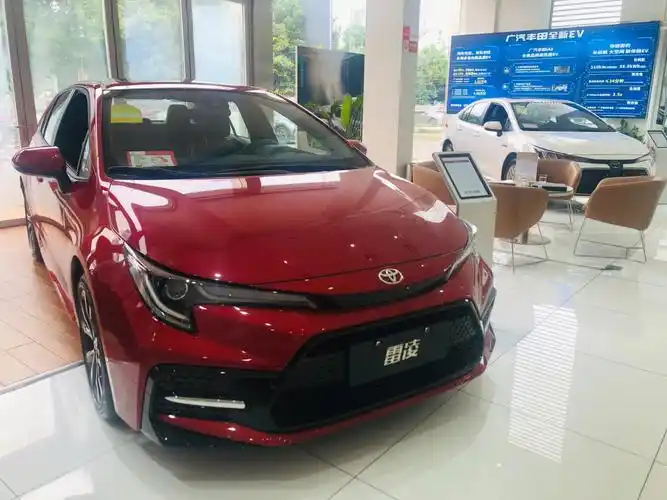 10万预算丰田雷凌