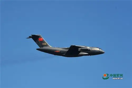 航展视觉:战机控看过来 运-20轻盈起舞 - 中国军网