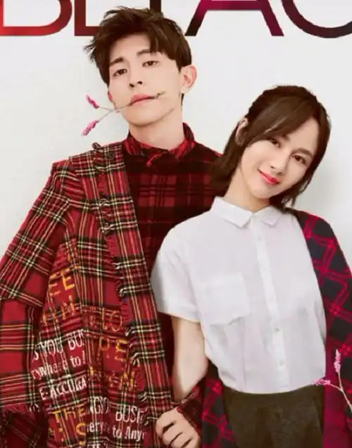 00后p邓伦杨紫情侣照我赌10张花花卡你看不到第五张