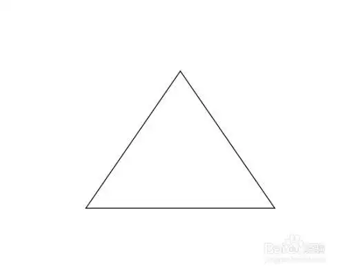 首先在ppt中画出一个等边三角形.