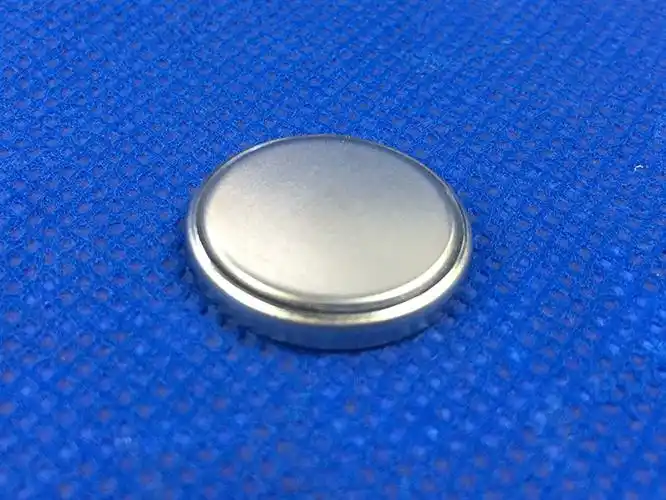 3v锂电池配套电池maxell麦克赛尔cr2032纽扣电池