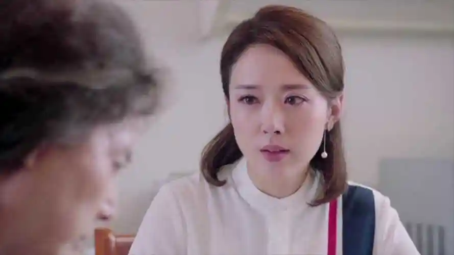 最美的安排时隔二十年母女坐一起吃饭母女俩终于冰释前嫌了吗