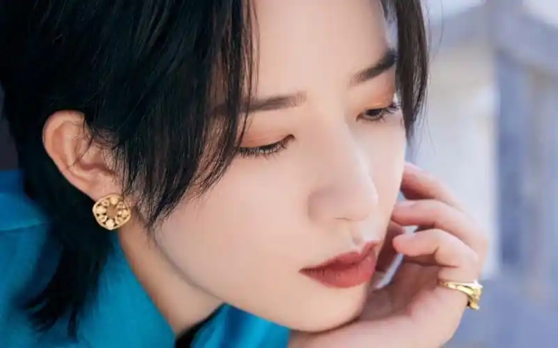 谁懂啊,她真的好漂亮