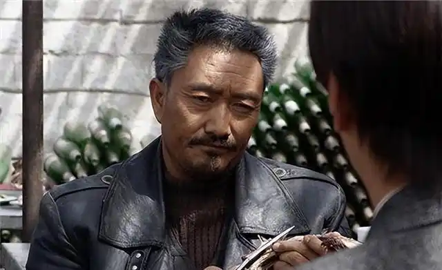 藏族演员多布杰自学考入专业院校出道34年有坚守从不开豪车