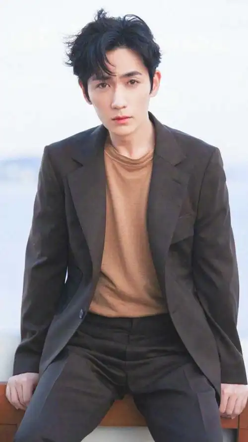 朱一龙可以做壁纸的照片可以分享一波吗?