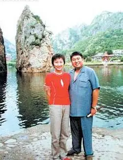 中国红色后代孔东梅下巴有痣邓林闻名画坛组图