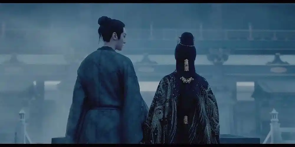 "刚上映在电影院看过一次,后来就没有再看过,当时确实觉得好看,视效很