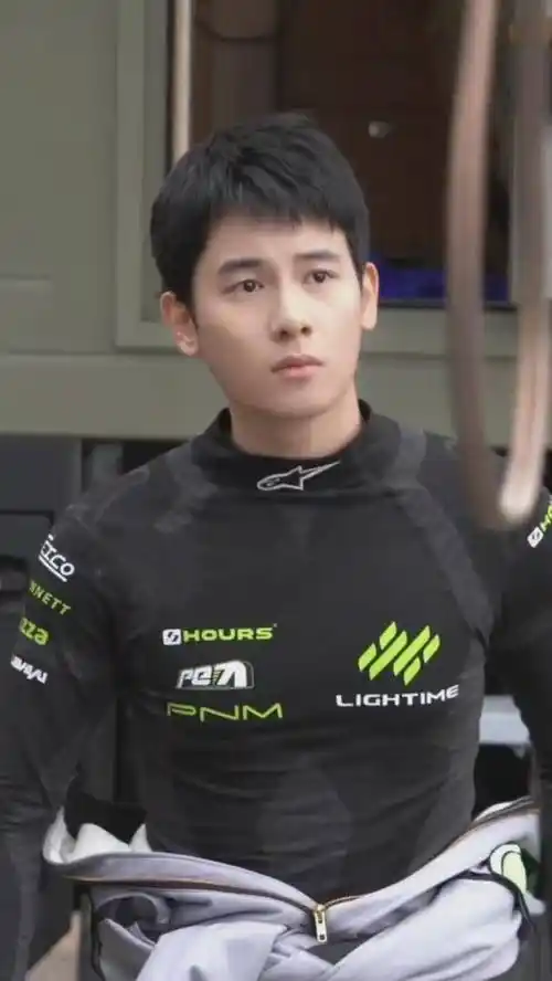 胡先煦变化也太大了吧!路人:还以为是翟子路_身材_印象_视频