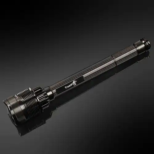 trustfire诚信神火x100型五档爆闪防身强光手电筒