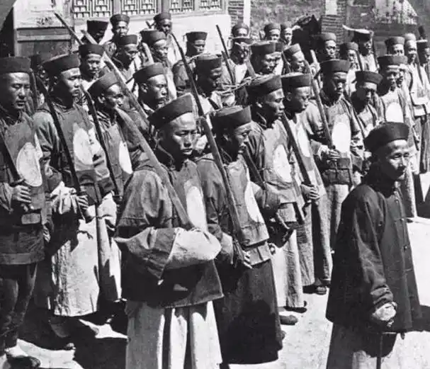 太平天国运动中真实的军人照片太平军的装束让人深感意外