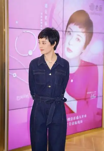 孙俪发型图片短发孙俪新发型时尚又减龄