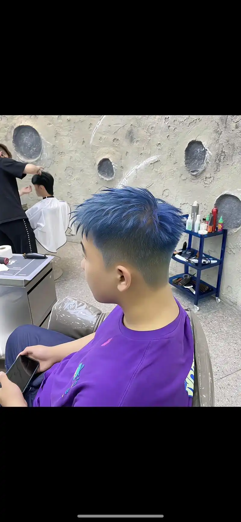 蓝灰色.#图文伙伴计划 #男士染发 #潮色 #附近人气男士理 - 抖音