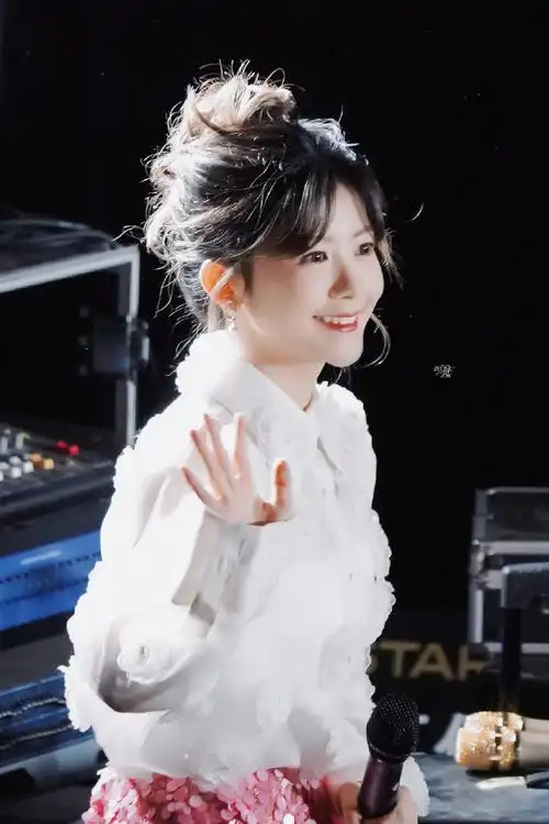 赖美云新剧吻戏##赖美云醉酒戏好可爱