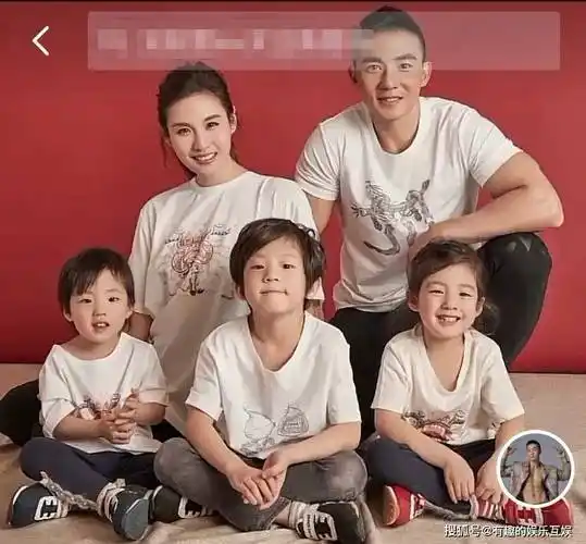 刘畊宏帮周杰伦买早点.