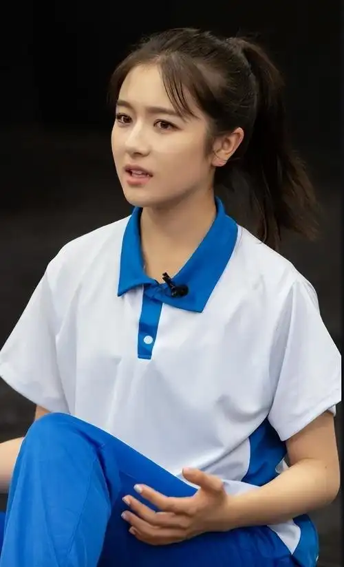 谭松韵14.赵露思13.赵今麦12.关晓彤11.张佳宁10.李沁9.迪丽热巴8.