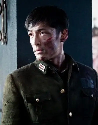 剧版《十三钗》胡歌造型曝光 军装刚毅英气逼人