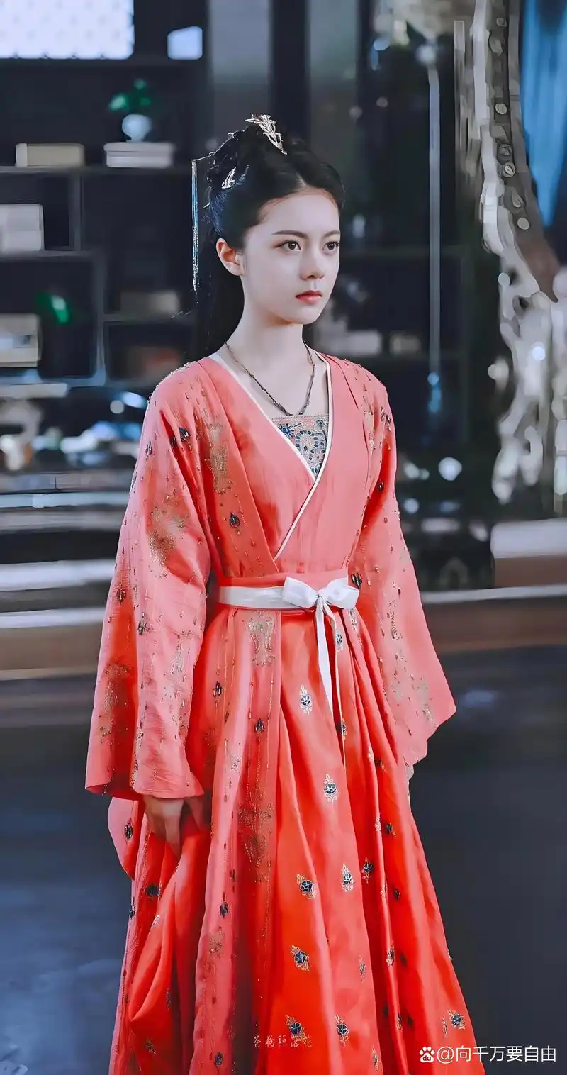 人生感悟分享# 今晚重温了赵今麦主演的电视剧,她的演技依旧那么灵动