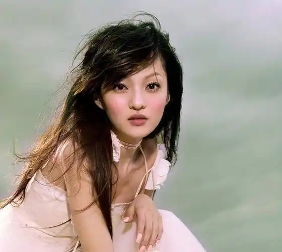 出道20年的张韶涵怎么还是那个"公主小妹"呀?