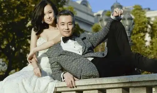 丈夫不离不弃,结婚多年恩爱如初|央视|王萌萌|程雷|刘纯燕|倪琳|王宁