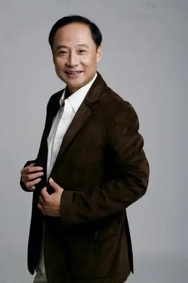 周野芒老大变身倔老头演绎老人与海