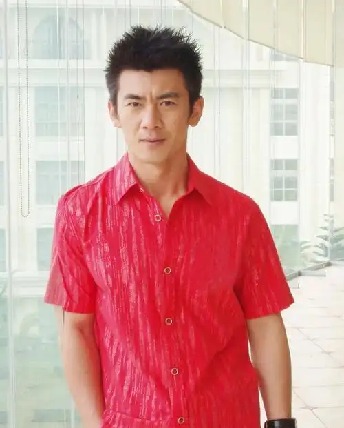 "苦命猛男"任天野:17岁露宿街头,用一生去寻找亲生母亲和妹妹