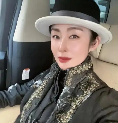 张敏曾和刘德华周润发搭戏后退圈经商被骗千万港元今如何