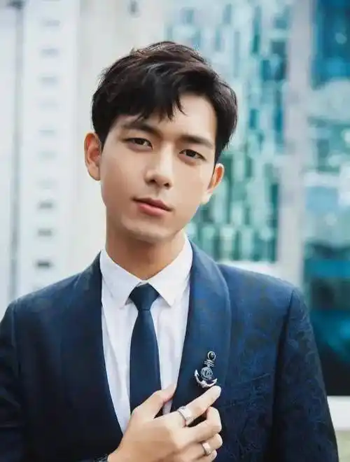 十七位淡颜系顶级帅哥,最后这两位更是帅到无法直视!真的好绝!