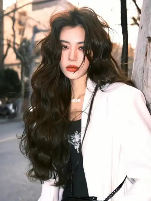 懒人卷发959595这款法式烫发太美了超级修饰脸型港风复古中长发