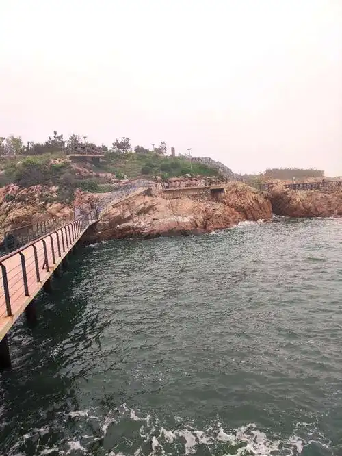 青岛偶尔发现一个地方与栈桥隔海相望景色让人惊艳