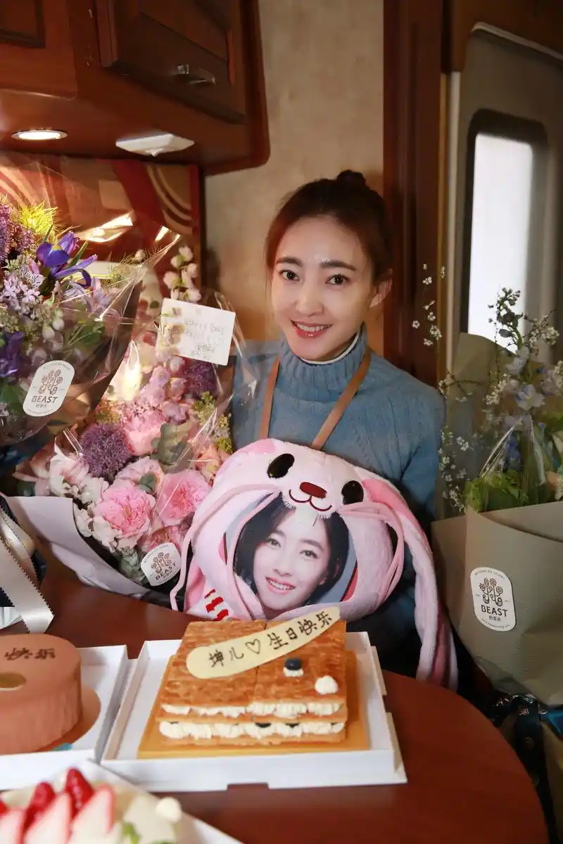 王丽坤0322生日快乐.