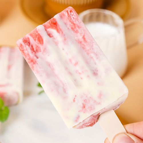 2022新品24支红旗雪山厚乳莓莓雪糕75g草莓冰淇淋