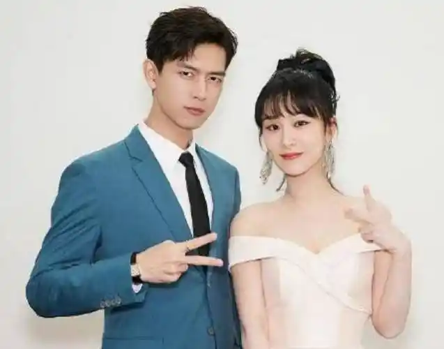 李现大学就认识杨紫为何看不上?