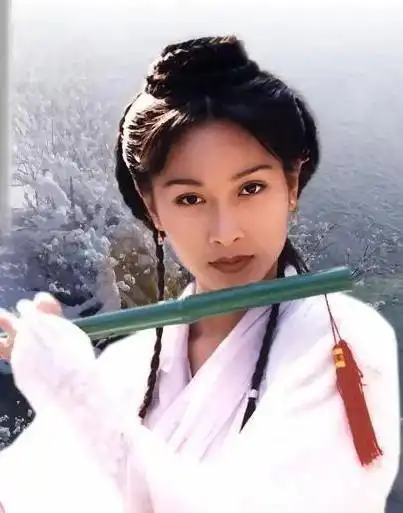 杨恭如饰梅绛雪37c9e157bdd5b47c82ae0decde2d94fd_b