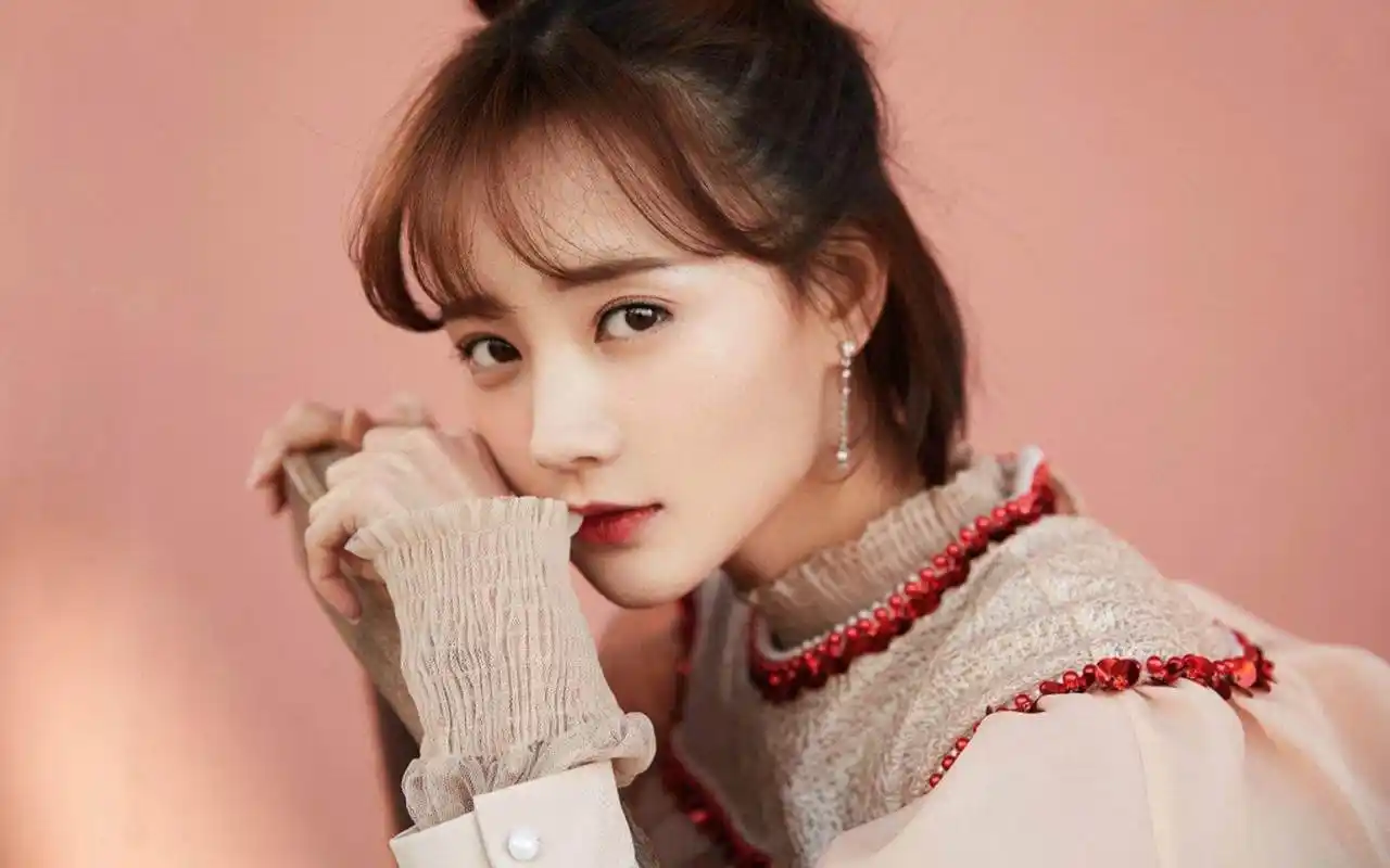 她是赵丽颖替身,赵丽颖怀孕她疯狂接戏,如今逆袭成为一线女明星