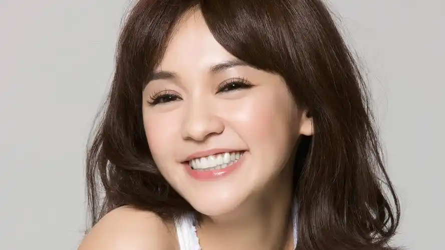 清纯小清新台湾美女演员陈意涵桌面壁纸第一辑