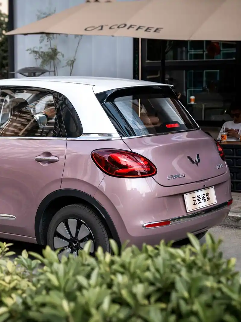 五菱缤果97夏日女孩子的专属冰梅粉   五菱缤果四个颜色,我最爱的就