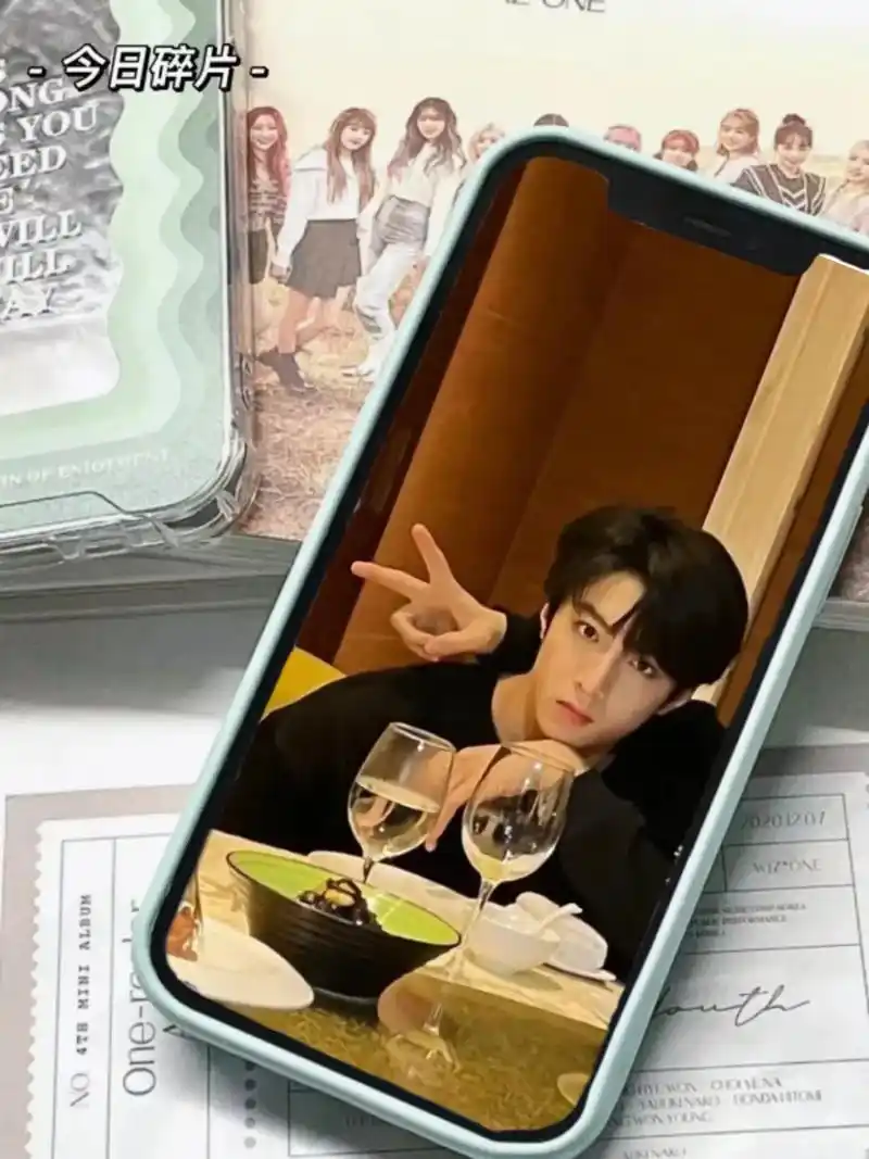 刘耀文这三个字就是最好的文案#壁纸 #刘耀文 #颜值 #抖音 - 抖音