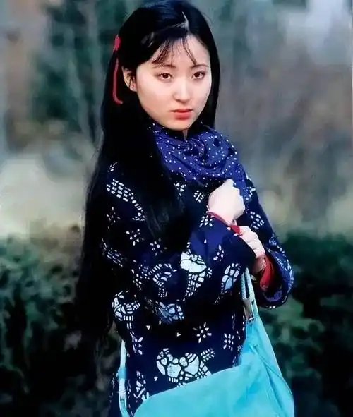 "最美林黛玉"陈晓旭:与丈夫一起出家,去世16年后丈夫的坚守让人泪目.