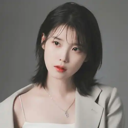 iu李知恩 | 头像__财经头条