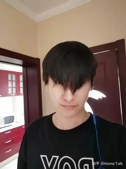 有没有人网恋发的照片丑但是奔现后发现对方挺好看的