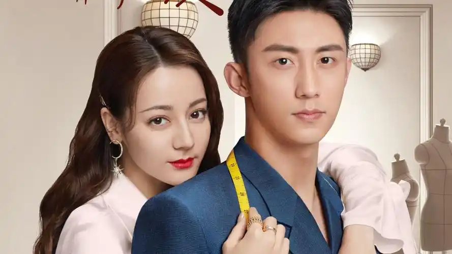 和黄景瑜恋爱实锤?热巴晒照疑秀恩爱,粉丝气到脱粉诅咒她被封杀