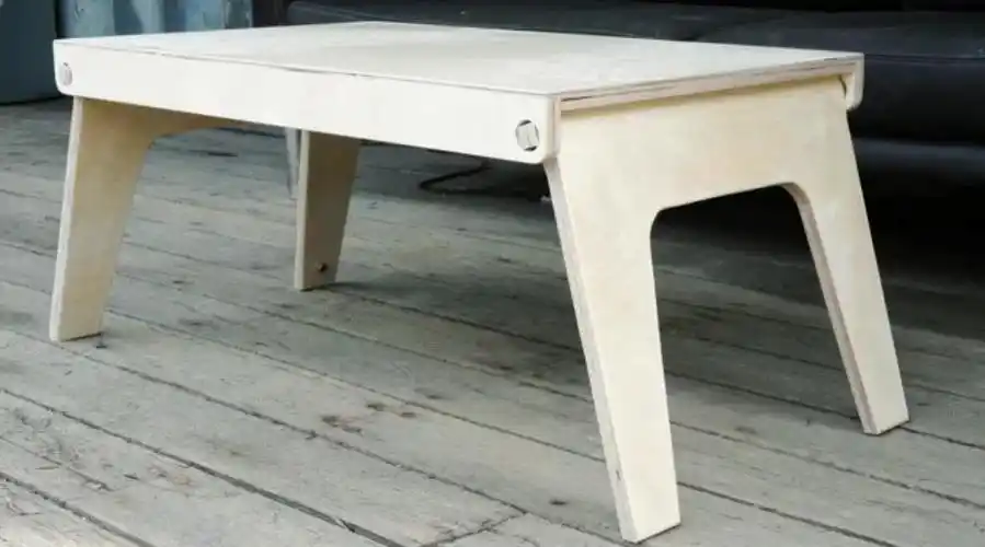 用胶合板制作简易折叠桌,动手能力真不错,成品简约时尚!
