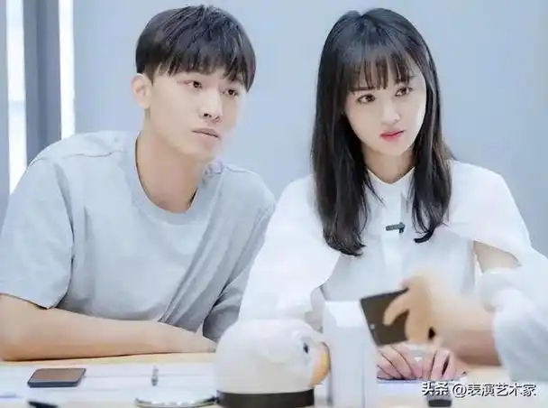 逃至美国3年郑爽现状曝光王思聪预言成真