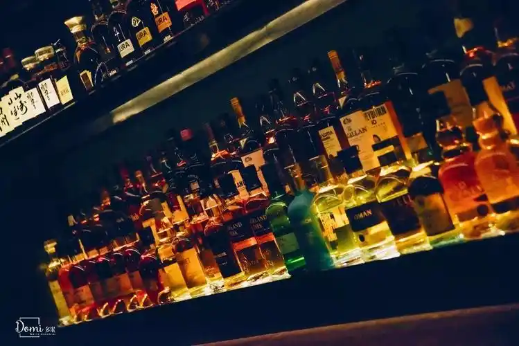 周末去了一下杭州的酒吧我发现