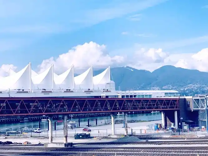 春走加拿大(5)温哥华加拿大广场