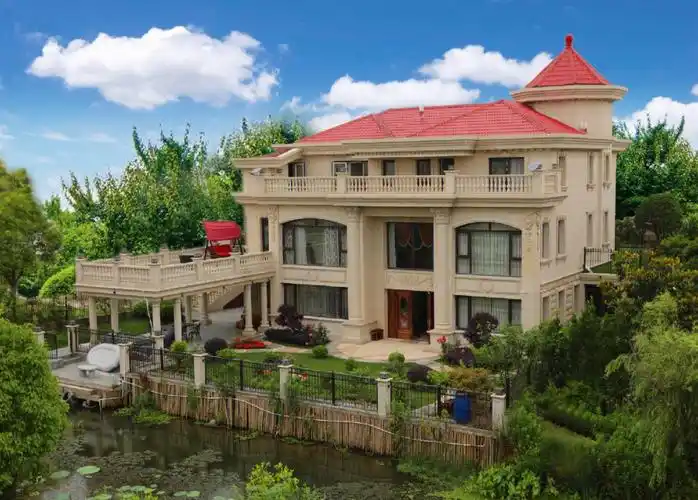 大独栋别墅,外观墙面全新升级干挂石材,1000万豪华装修,高档家具,大门