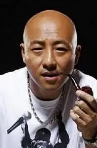 周晓鸥翻包视频|媒体杂志植入13167166615