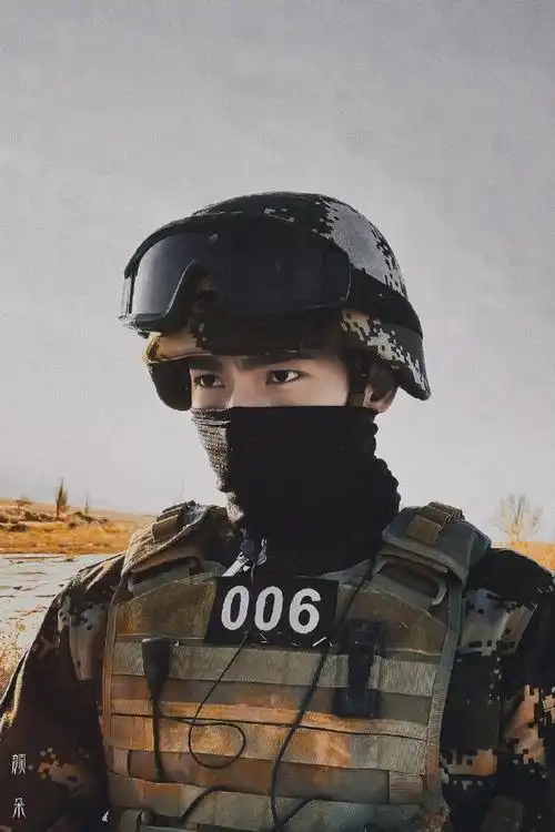 杨洋特战荣耀军装剧照