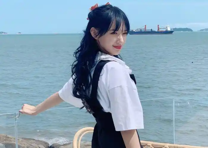 程潇拍美照准备更博,修图过程却被镜头拍下,这个步骤没搞错吧?